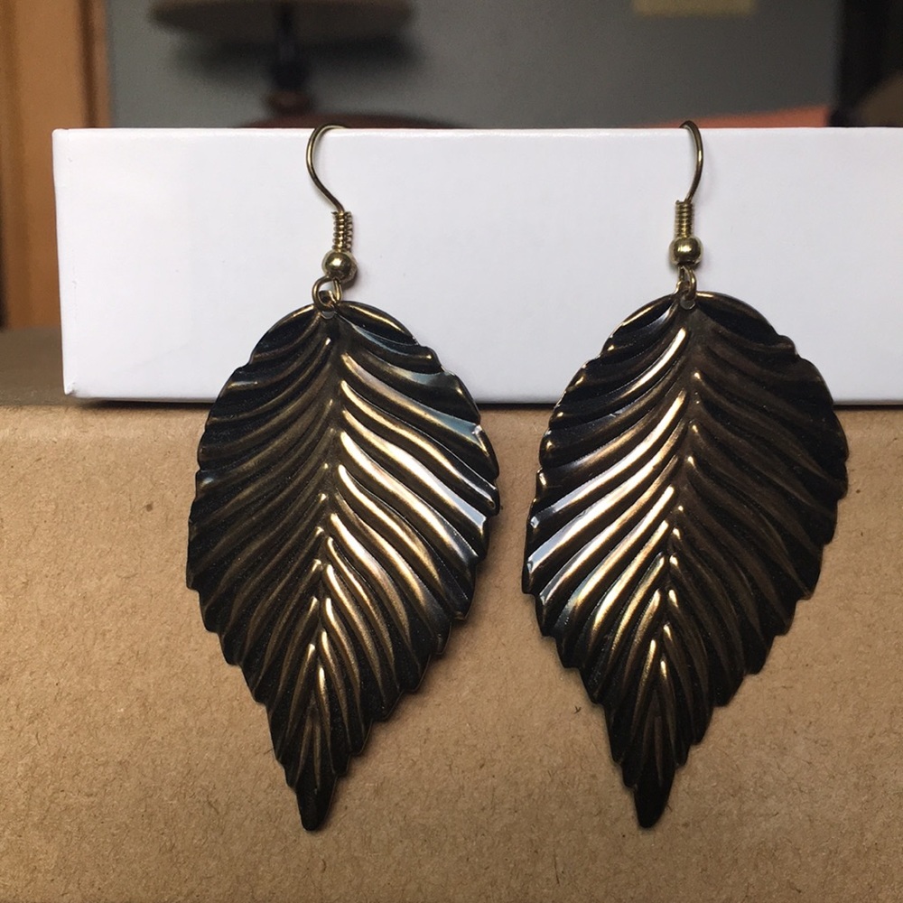 Lightweight Textured Leaf Earrings